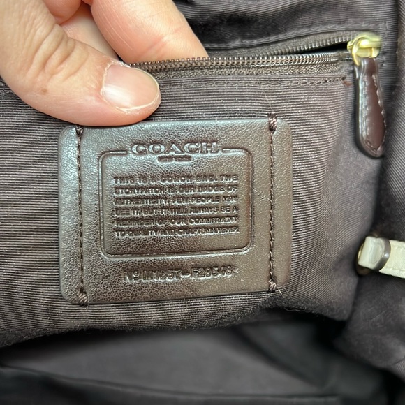 EUC—Beautiful Cream Authentic Coach Bag - Picture 2 of 12